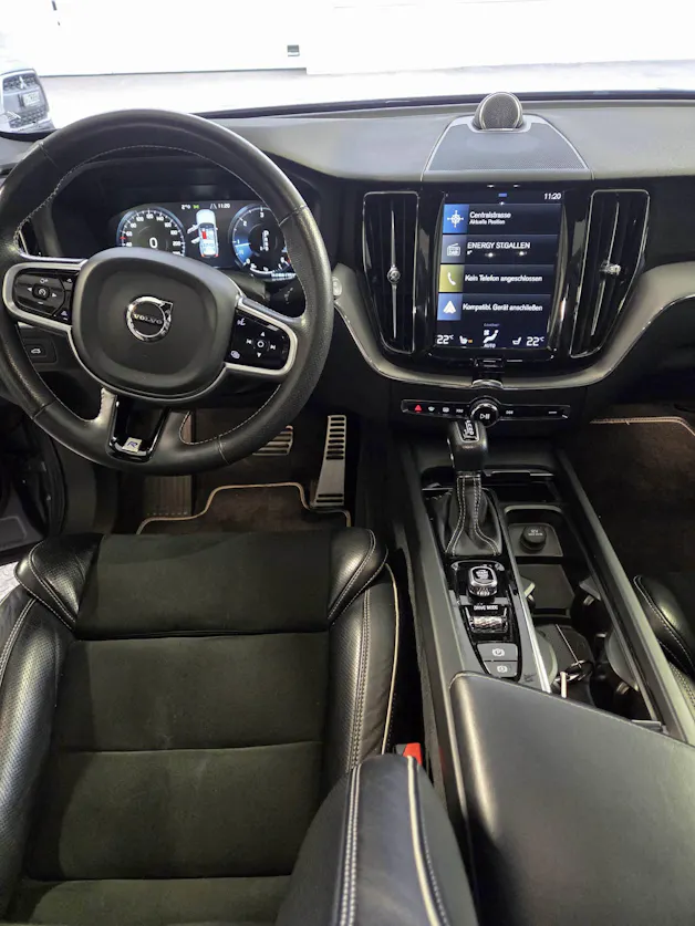 Volvo XC60 2.0 D4 R-Design AWD