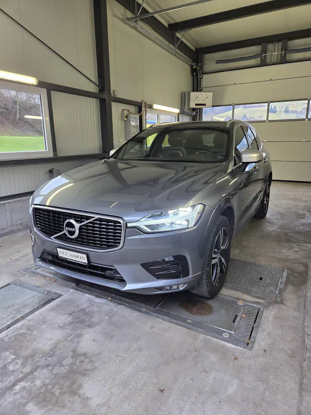 Volvo XC60 2.0 D4 R-Design AWD