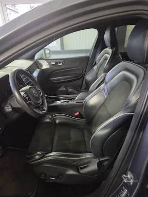 Volvo XC60 2.0 D4 R-Design AWD