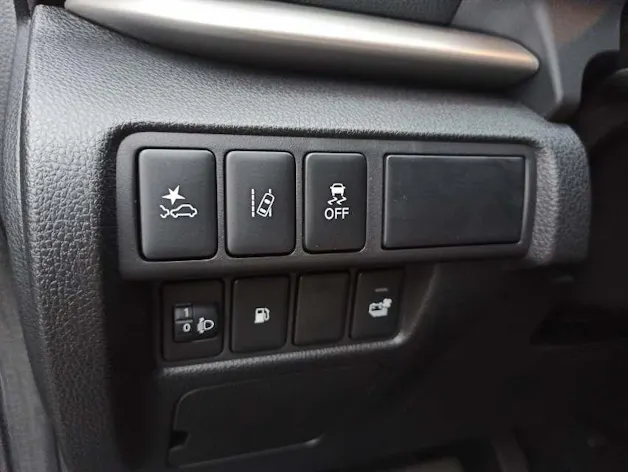 Mitsubishi Eclipse Cross 2.4 PHEV Style Business 4x4