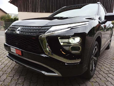 MITSUBISHI ECLIPSE CROSS 6