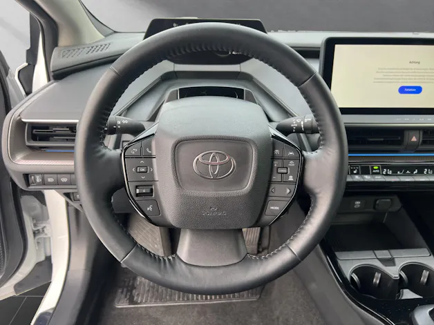 Toyota Prius 2.0 Plug-In-Hybrid Style