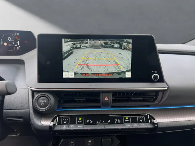 Toyota Prius 2.0 Plug-In-Hybrid Style