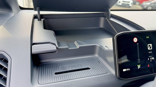 Vehicle image 10 Vehicle image 10