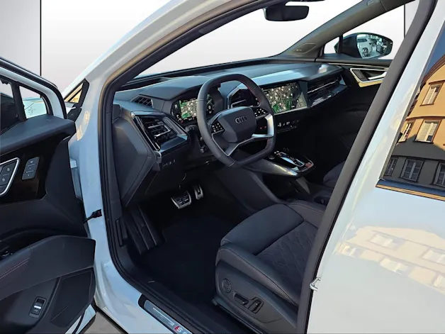 Audi Q4 e-tron 45 quattro