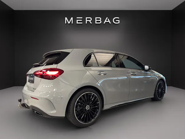 Mercedes-Benz A 250 4Matic 8G-DCT AMG Line