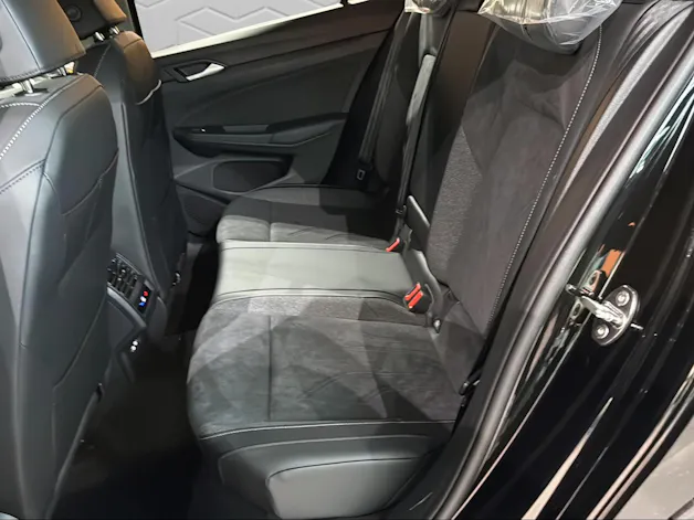 VW Golf 1.5 TSI PHEV Style
