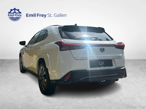 https://vehicle.imgix.net/4136745/a5e56ab3-0b21-4e9c-83e4-6938225f7ae8.jpg