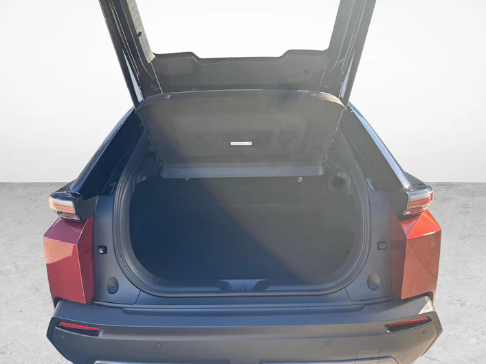 Fahrzeugbild TOYOTA C-HR+