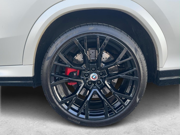 Vehicle image BMW X6