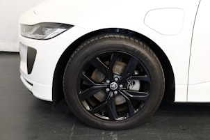 Vehicle image JAGUAR I-Pace EV400 R-Dynamic SE AWD