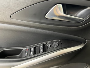 Vehicle image OPEL Grandland 1.2 T GS Blitz