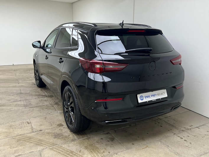 Vehicle image OPEL GRANDLAND