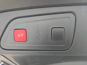 Citroën C5 Aircross 1.2 Hybrid Shine / Jetzt mit attraktivem 1.99% Leasing