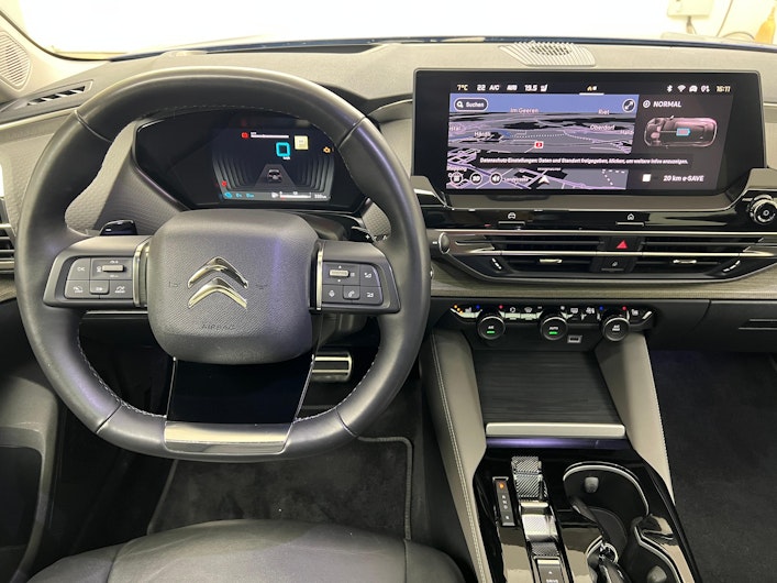 Vehicle image CITROEN C5 X