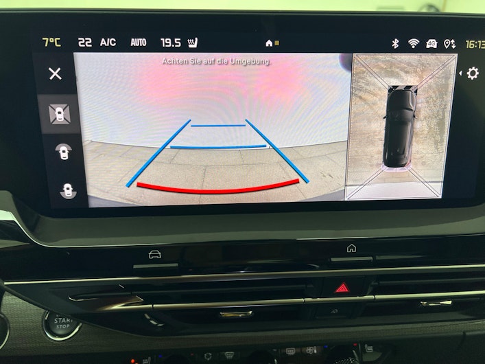 Vehicle image CITROEN C5 X