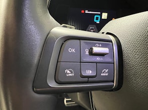 Vehicle image CITROEN C5 X 1.6 Plug-in Hybrid Shine Pack