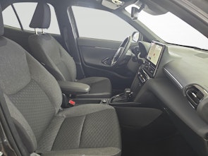 Vehicle image TOYOTA Yaris Cross 1.5 VVT-i HSD Trend AWD-i /Jetzt mit attraktivem 1.99% Leasing