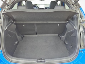 Vehicle image TOYOTA Yaris 1.5 VVT-i HSD Premiere Edition / ab 3,99% Leasing bei Abschluss einer Protect Autoversicherung