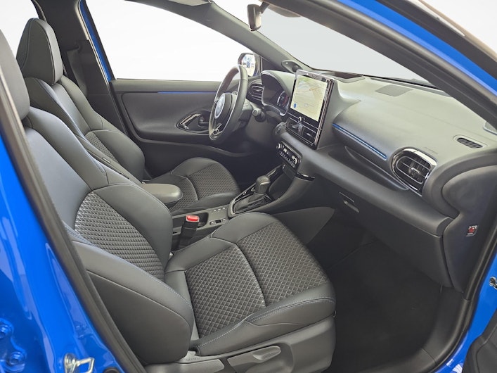 Vehicle image TOYOTA YARIS