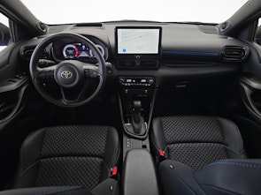 Vehicle image TOYOTA Yaris 1.5 VVT-i HSD Premiere Edition / ab 3,99% Leasing bei Abschluss einer Protect Autoversicherung