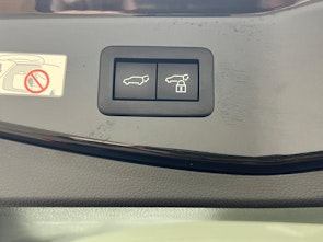 Vehicle image TOYOTA C-HR 2.0 HEV Trend 4x4