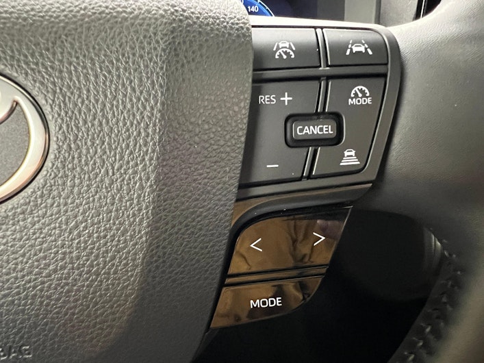 Vehicle image TOYOTA C-HR