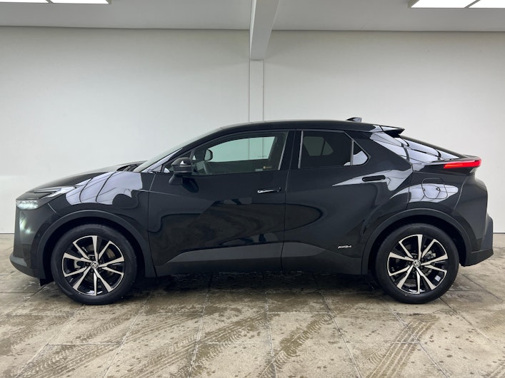 Vehicle image TOYOTA C-HR