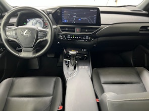 Vehicle image LEXUS UX 250h Comfort