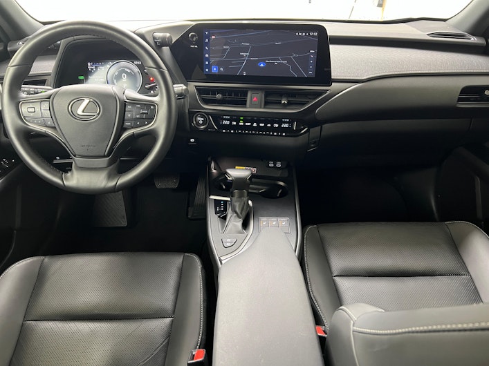 Vehicle image LEXUS UX