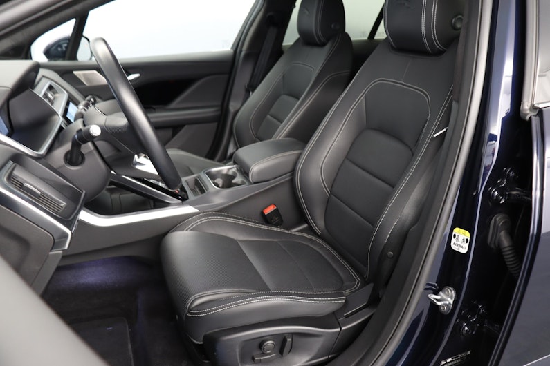 Vehicle image JAGUAR I-PACE