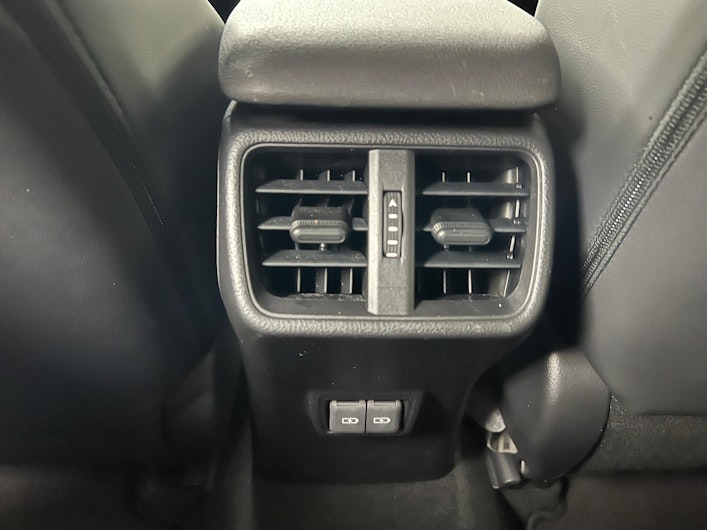 Vehicle image LEXUS UX