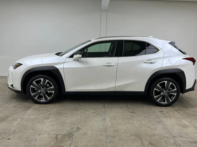 Lexus UX 250h Comfort / Jetzt mit attraktivem 1,99% Leasing