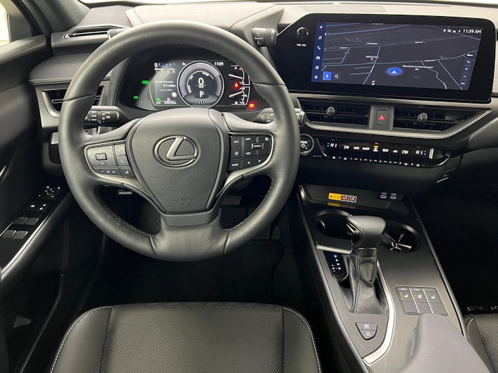 Vehicle image LEXUS UX