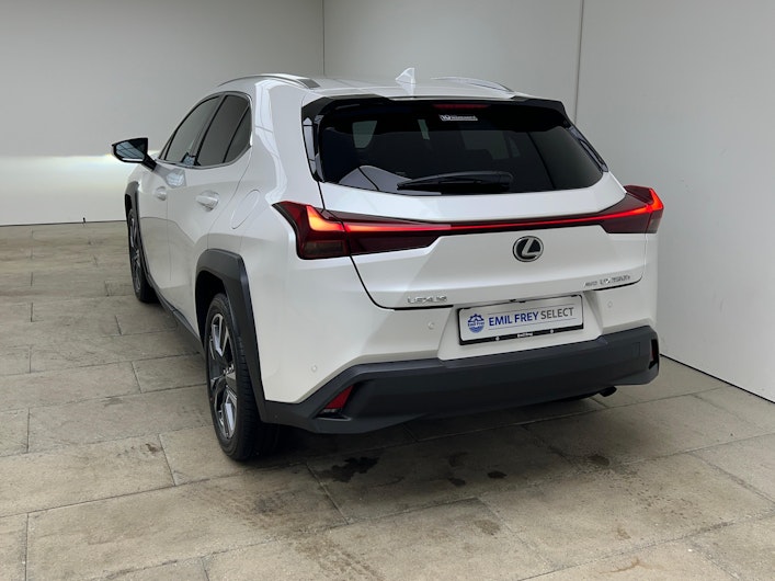 Vehicle image LEXUS UX