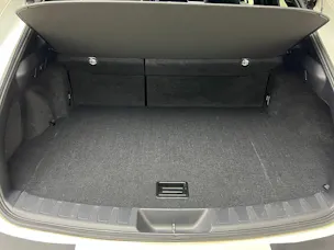 Lexus UX 250h Comfort / Jetzt mit attraktivem 1,99% Leasing
