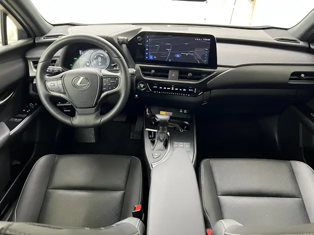 Lexus UX 250h Comfort / Jetzt mit attraktivem 1,99% Leasing