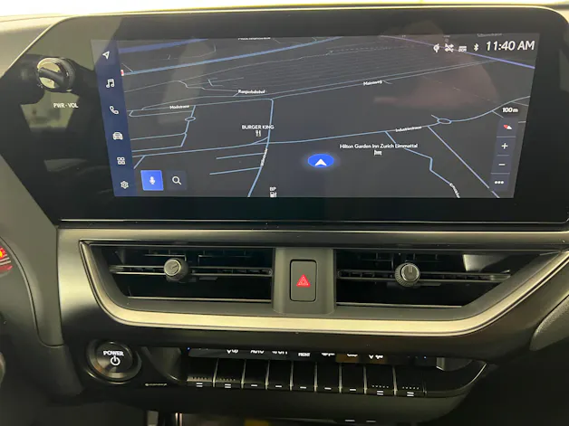 Lexus UX 250h Comfort / Jetzt mit attraktivem 1,99% Leasing