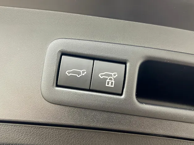 Lexus UX 250h Comfort / Jetzt mit attraktivem 1,99% Leasing