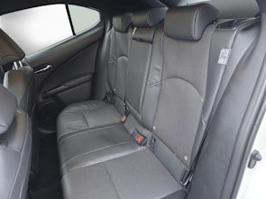 Vehicle image LEXUS UX 250h Comfort