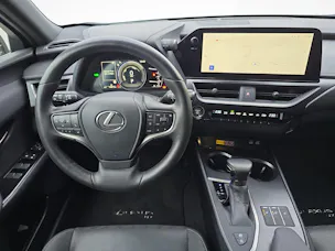 Lexus UX 250h Comfort / Jetzt mit attraktivem 1.99% Leasing