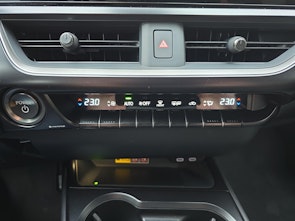 Vehicle image LEXUS UX 250h Comfort