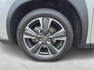 Lexus UX 250h Comfort / Jetzt mit attraktivem 1.99% Leasing