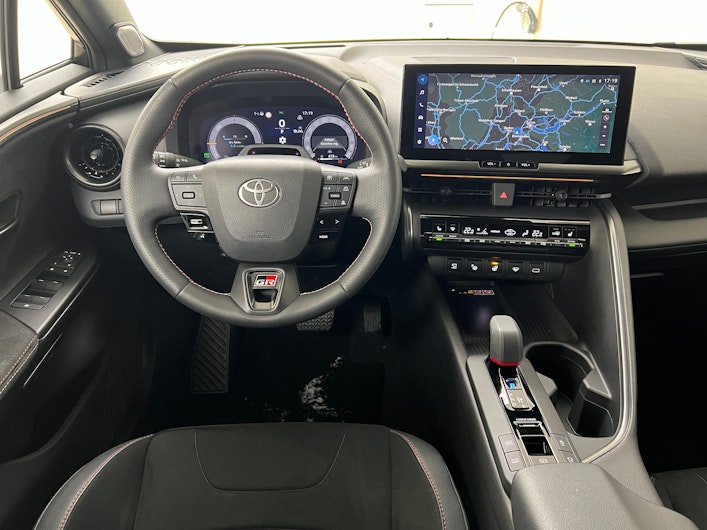 Vehicle image TOYOTA C-HR