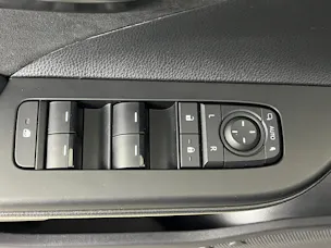 Toyota C-HR 2.0 PHEV GR Sport / ab 0,99% Leasing bei Abschluss einer Protect Autoversicherung