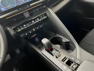 Toyota C-HR 2.0 PHEV GR Sport / ab 0,99% Leasing bei Abschluss einer Protect Autoversicherung