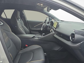 Vehicle image TOYOTA C-HR 2.0 HEV Style Premiere 4x4 / Jetzt mit attraktivem 1.99% Leasing