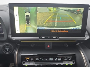 Vehicle image TOYOTA C-HR 2.0 HEV Style Premiere 4x4 / Jetzt mit attraktivem 1.99% Leasing