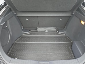 Vehicle image TOYOTA C-HR 2.0 HEV Style Premiere 4x4 / Jetzt mit attraktivem 1.99% Leasing