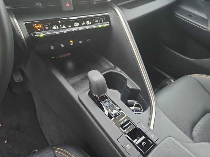 Fahrzeugbild TOYOTA C-HR